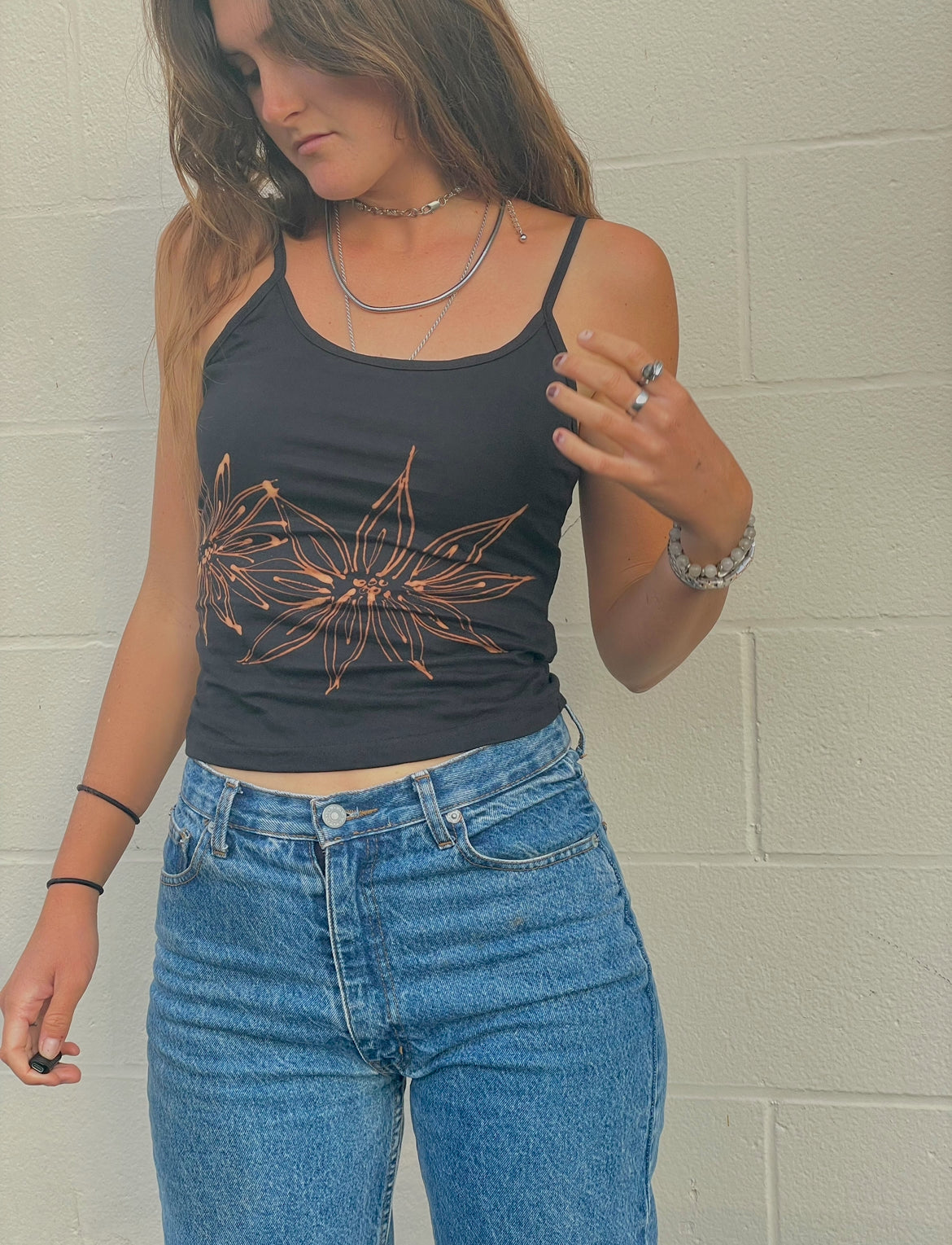 .Simple floral pointed tank