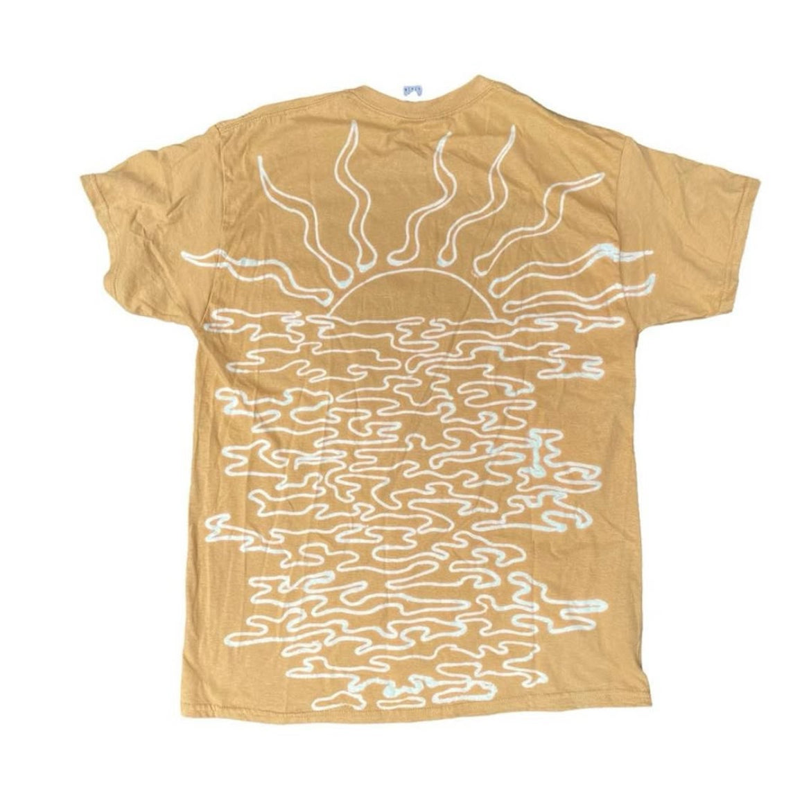 .Coastal surf graphic tee