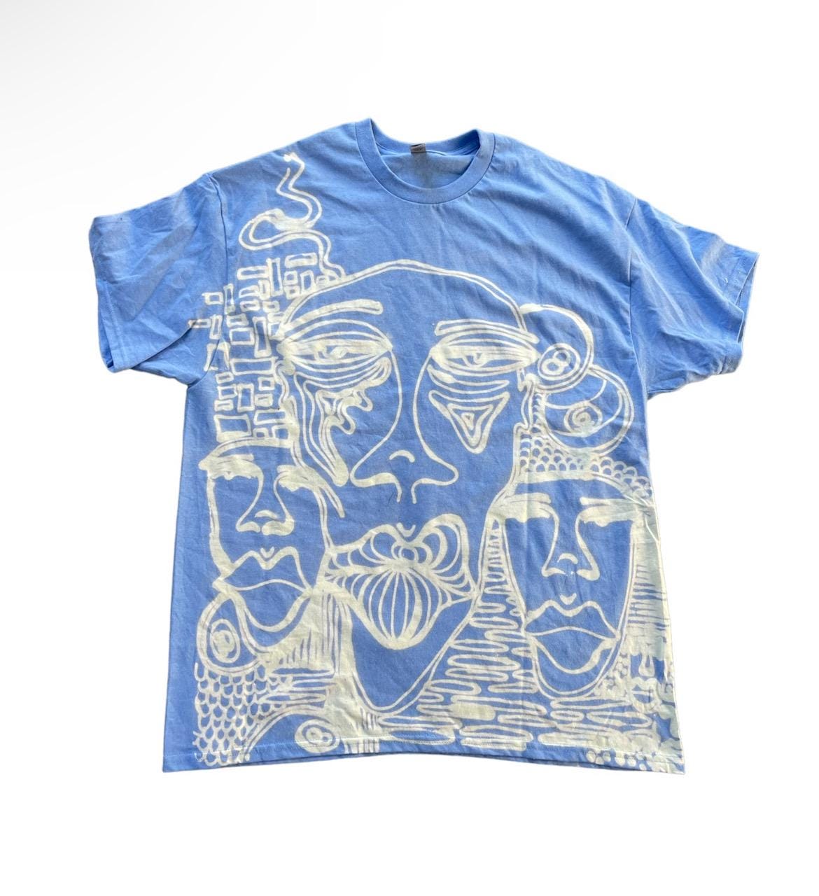 Abstract faces graphic grunge tee