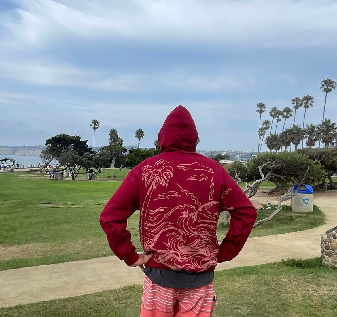 .“Surf” hoodie