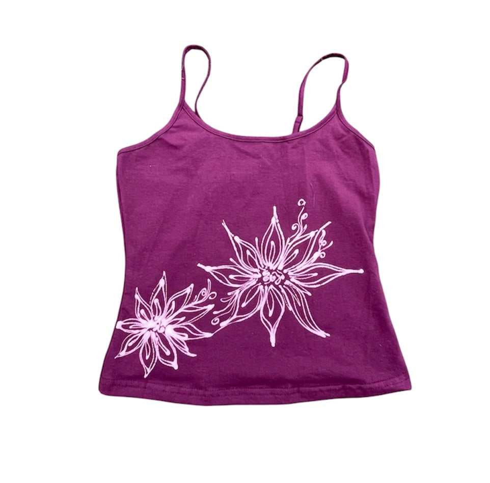 .Simple floral pointed tank