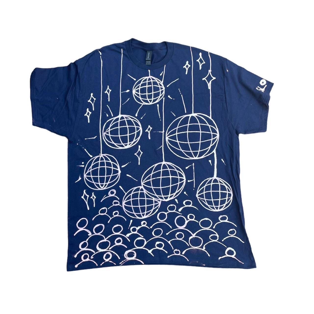 Disco dancing tee