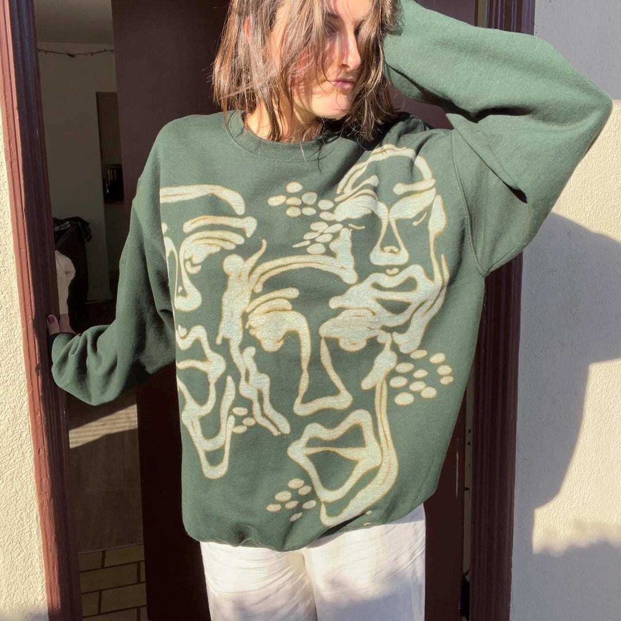Graffiti faces  crewneck/ sweatsuit set