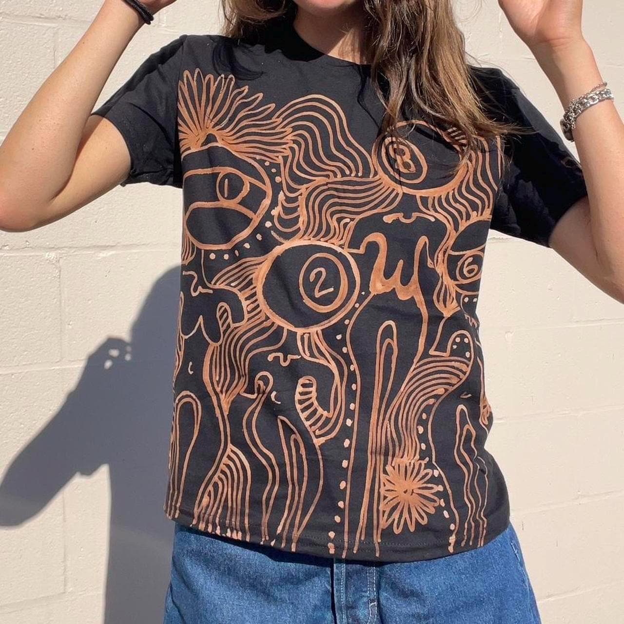 Pool ball ladies psychedelic graphic tee