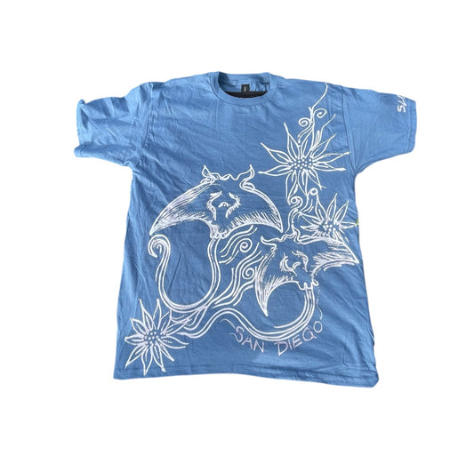 .Manta ray graphic tee