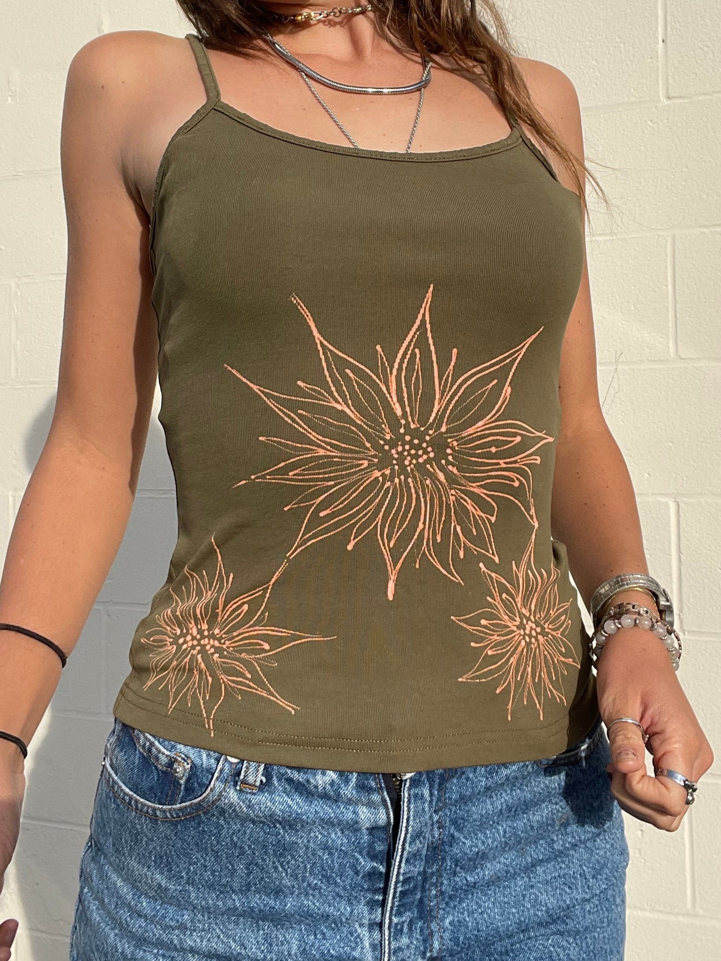 .Longline garden flower tank