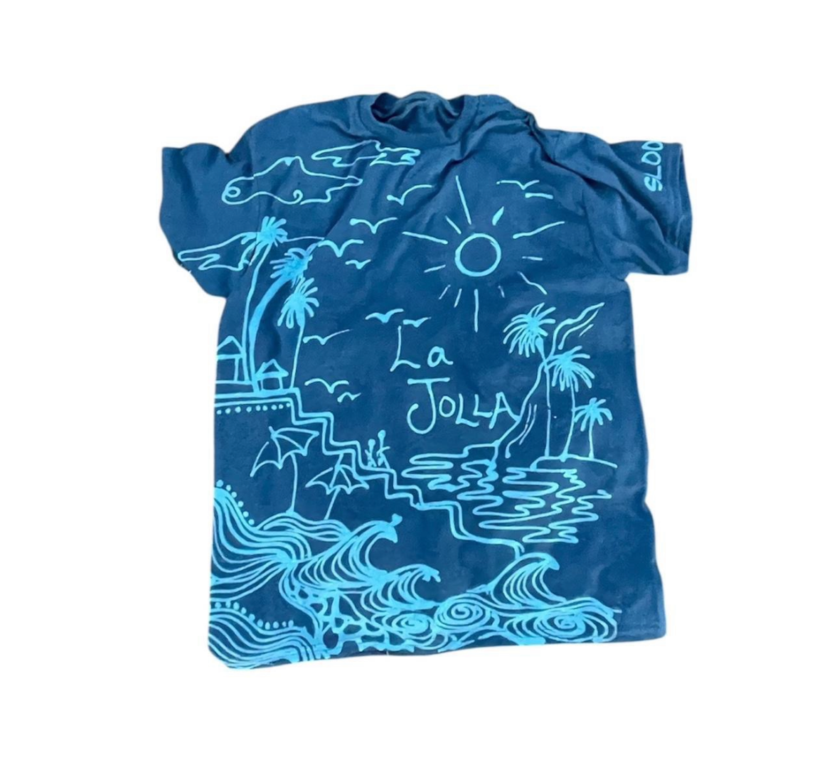 Ocean cliff skyline tee