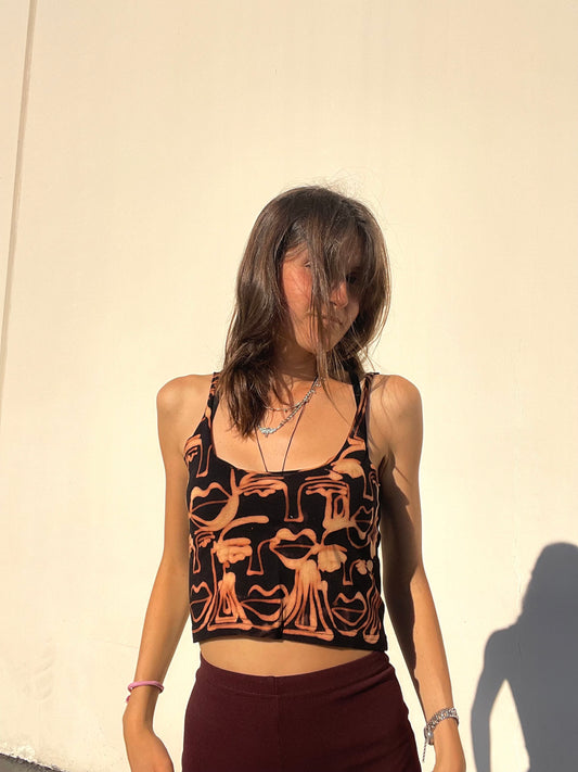 Funky abstract scoop neck tank