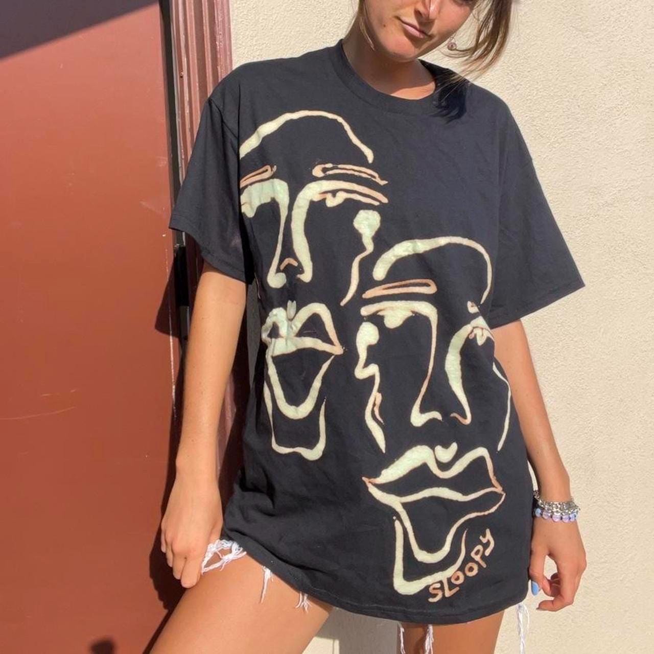 Graffiti faces graphic grunge tee
