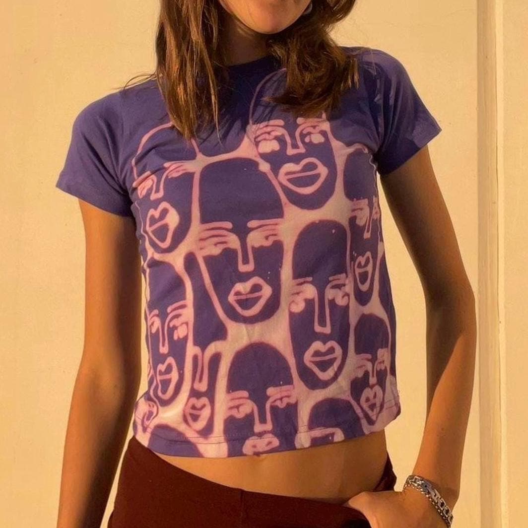 Oval faces baby tee